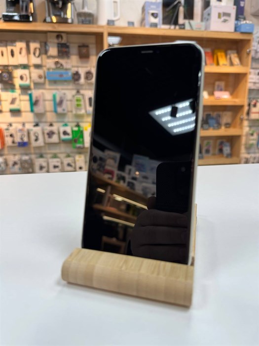 Б.У. Смартфон Apple iPhone 11 128GB (354496525099828) 5939 - фото 29817