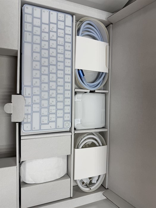 Моноблок Apple iMac 24" Retina 4,5K (M4 10C CPU, 10C GPU, 2024), 16 ГБ, 256 ГБ SSD УЦЕНКА 7050 - фото 40232