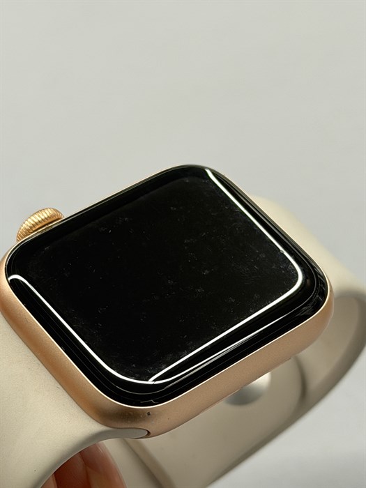 Б.у. Apple Watch SE  40 мм 6256 - фото 42356