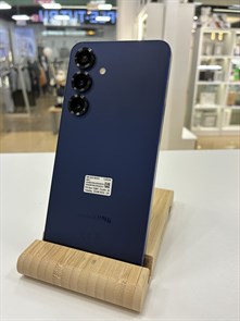 Смартфон Samsung Galaxy S25 12/128Gb уценка 7333